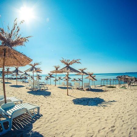 Prestige Sands Resort Pantai Sunny Bagian luar foto