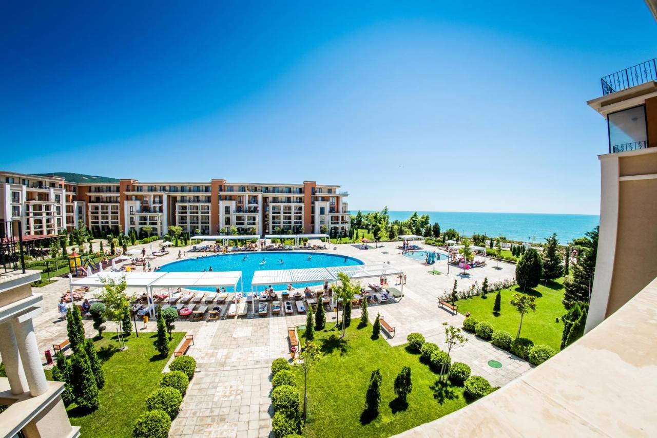 Prestige Sands Resort Pantai Sunny Bagian luar foto