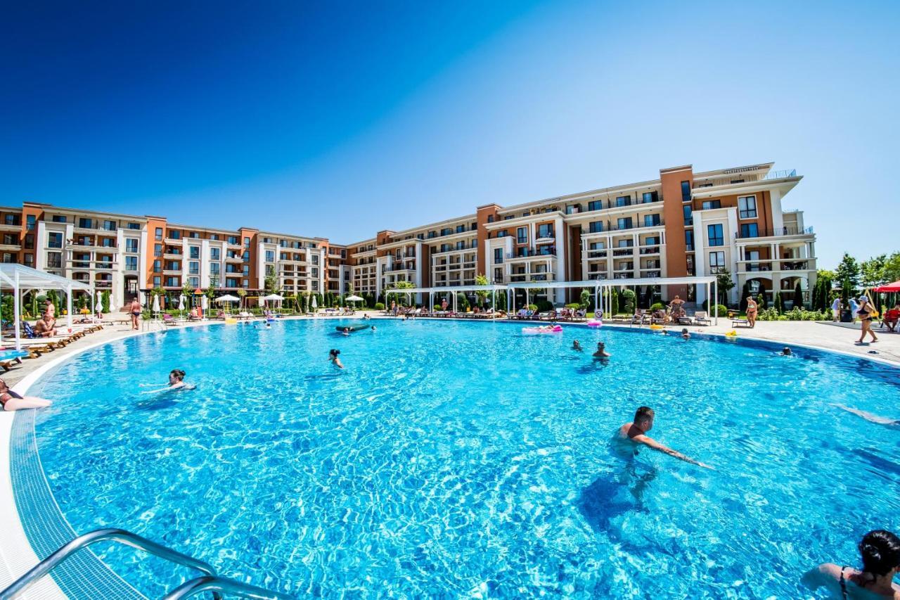 Prestige Sands Resort Pantai Sunny Bagian luar foto