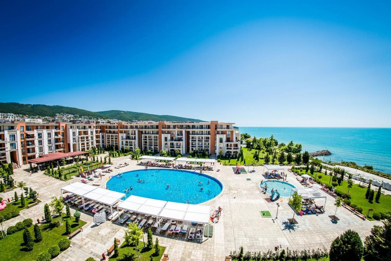 Prestige Sands Resort Pantai Sunny Bagian luar foto