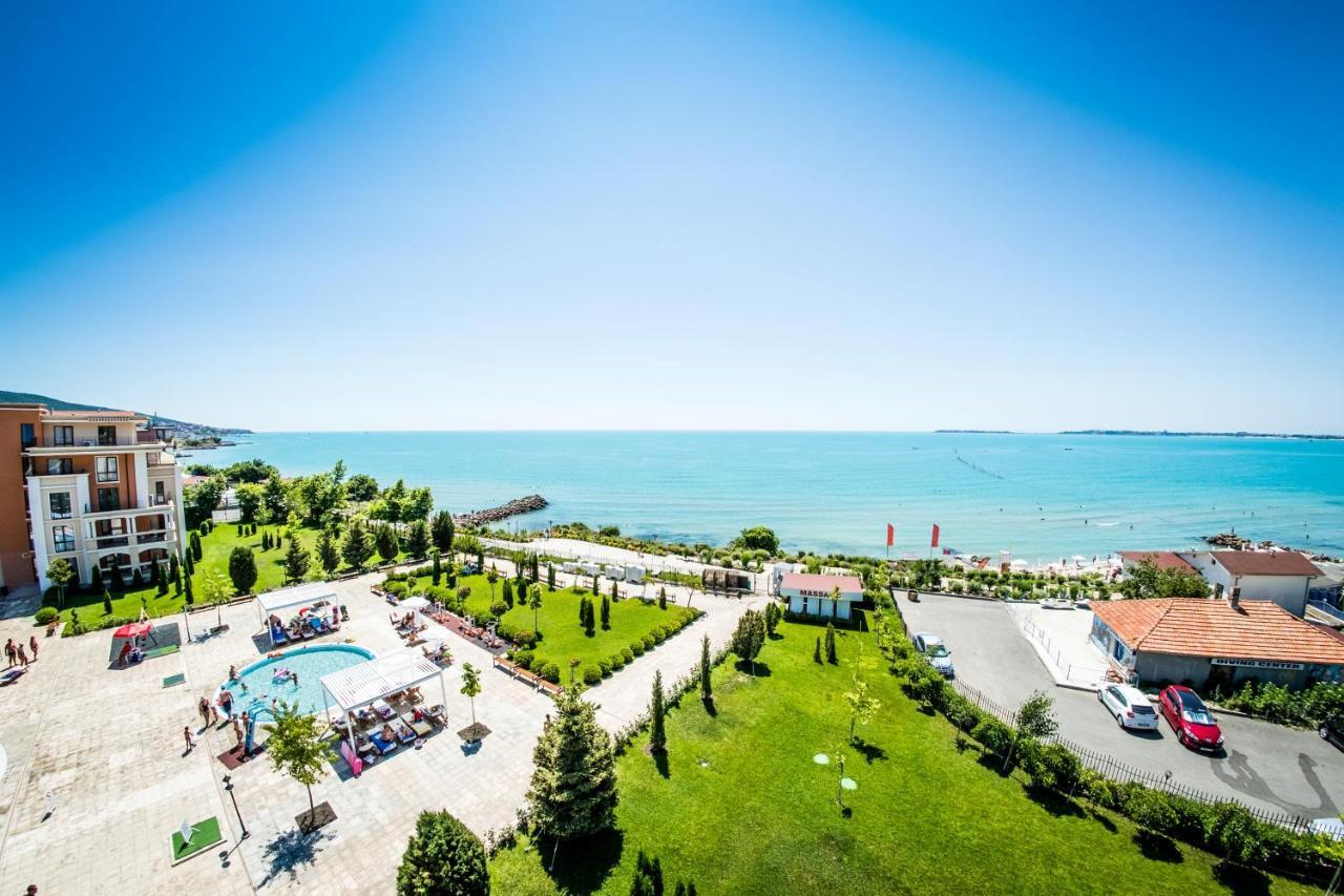 Prestige Sands Resort Pantai Sunny Bagian luar foto