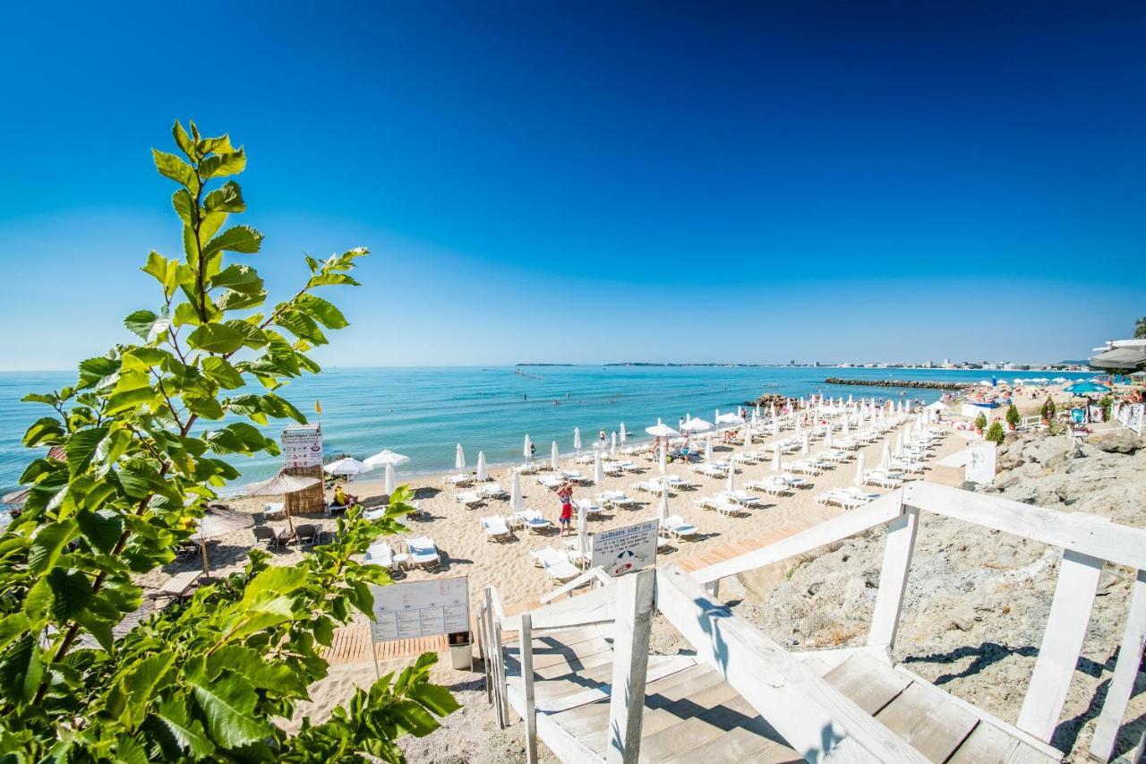 Prestige Sands Resort Pantai Sunny Bagian luar foto